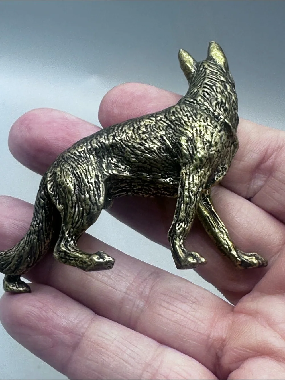 Brass German Shepherd Dog Figurine Toy - Classic Pet Décor